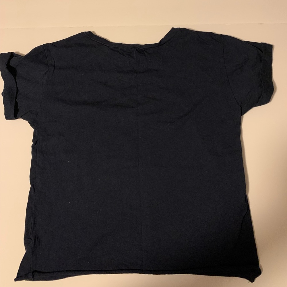 XS women’s crop top - Picture 2 of 2